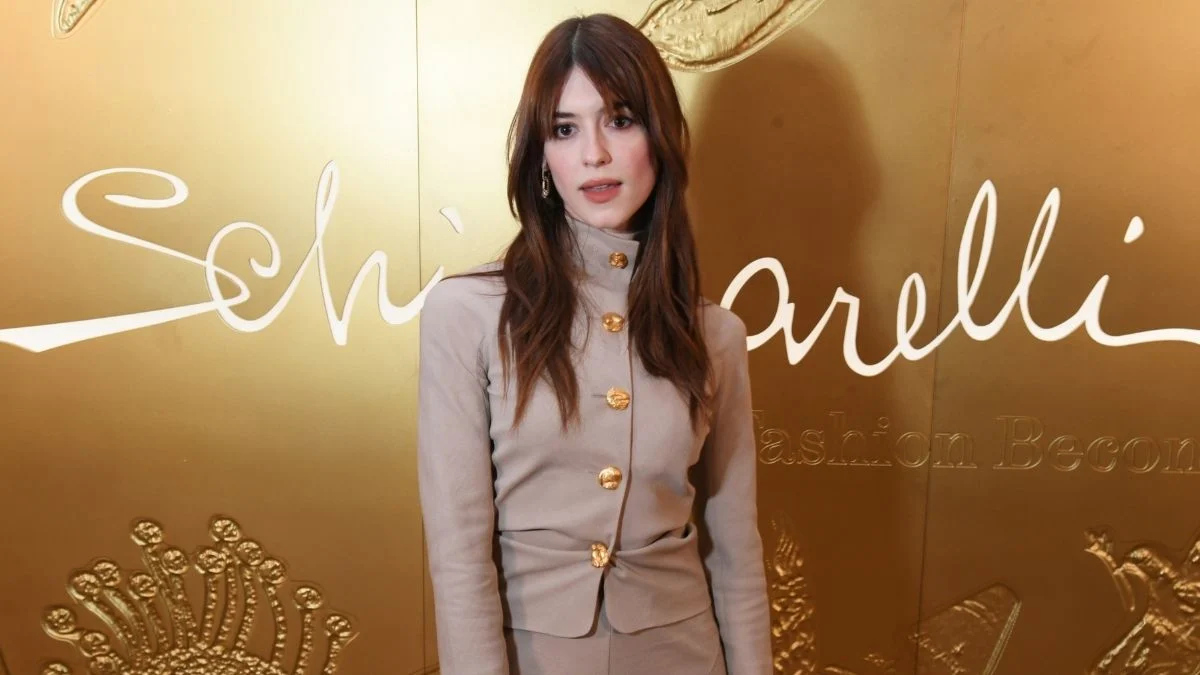 Daisy Edgar-Jones Goes Chic in Schiaparelli Fit for Gala Dinner
