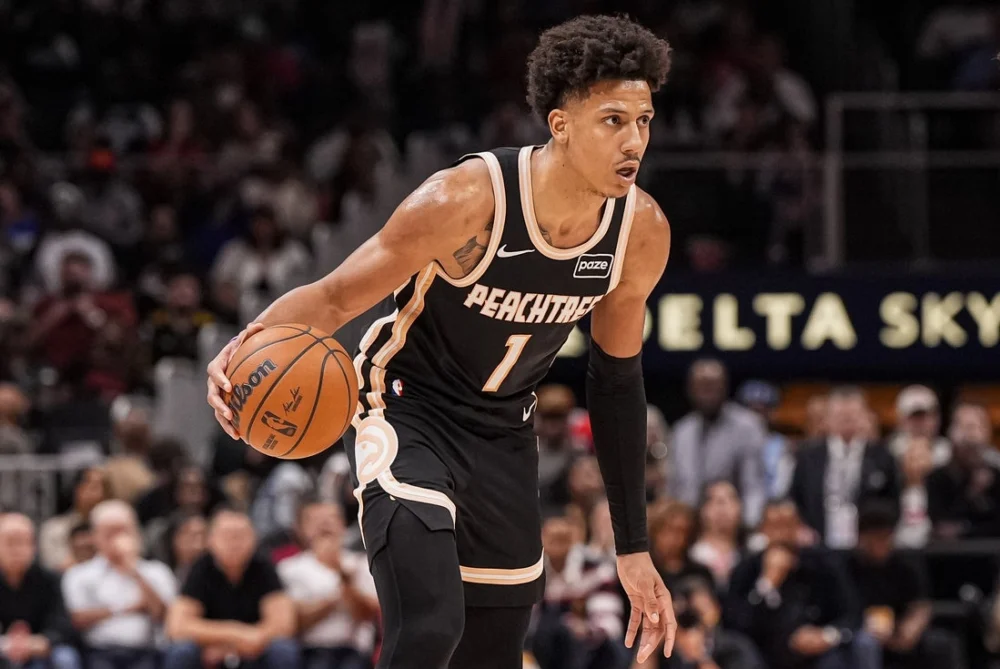 Hawks Seek Seventh Straight Victory Against Struggling Mavericks in First Meeting of the Season