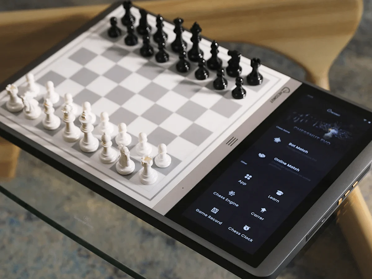 Man of Many Staff Favourites for March 2026 Highlights Sullivans Cove Rare Release and AI Chess Technology