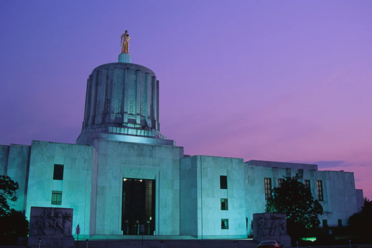 Oregon’s Campaign Finance Reform Efforts Face Significant Setbacks as Legislature Approves Bill Critics Call a ‘Betrayal’