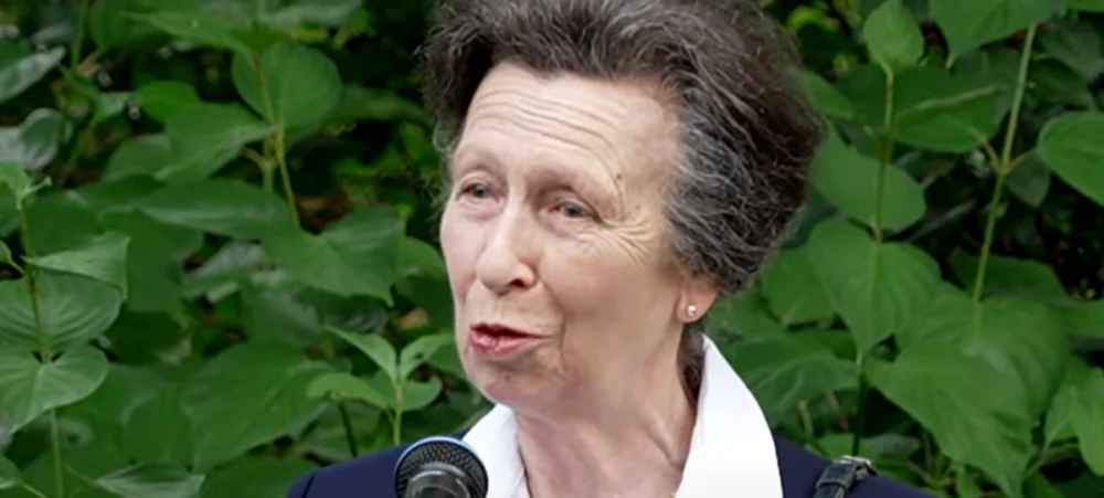 Princess Anne Returns to Royal Duties Amidst Brother’s Unprecedented Police Investigation