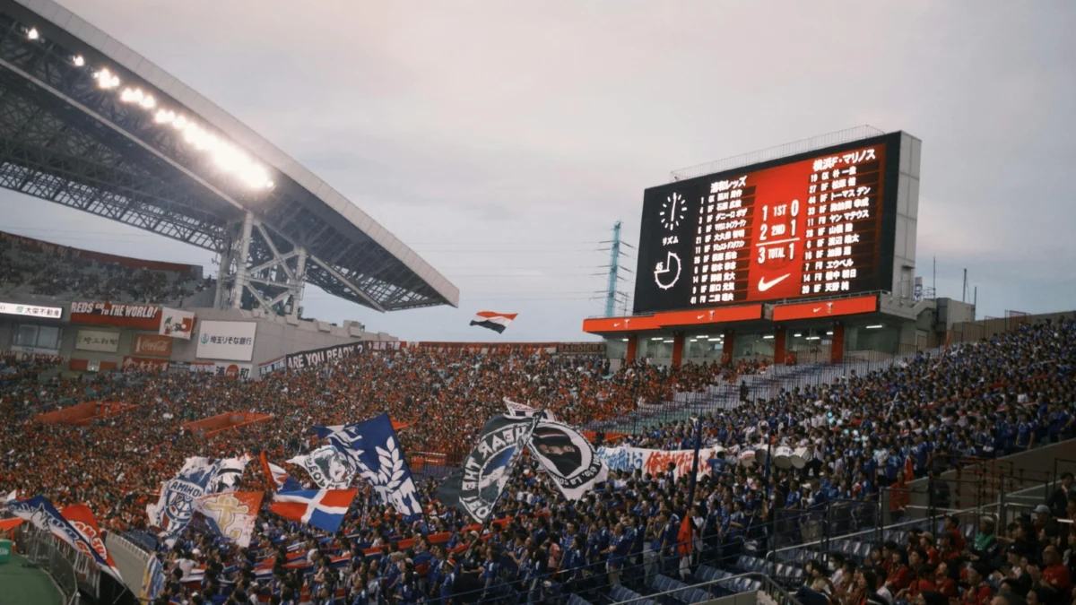 High-Altitude Drama at Lane Stadium: Skydiver Rescued Following Jumbotron Collision During Virginia Tech Spring Game Festivities