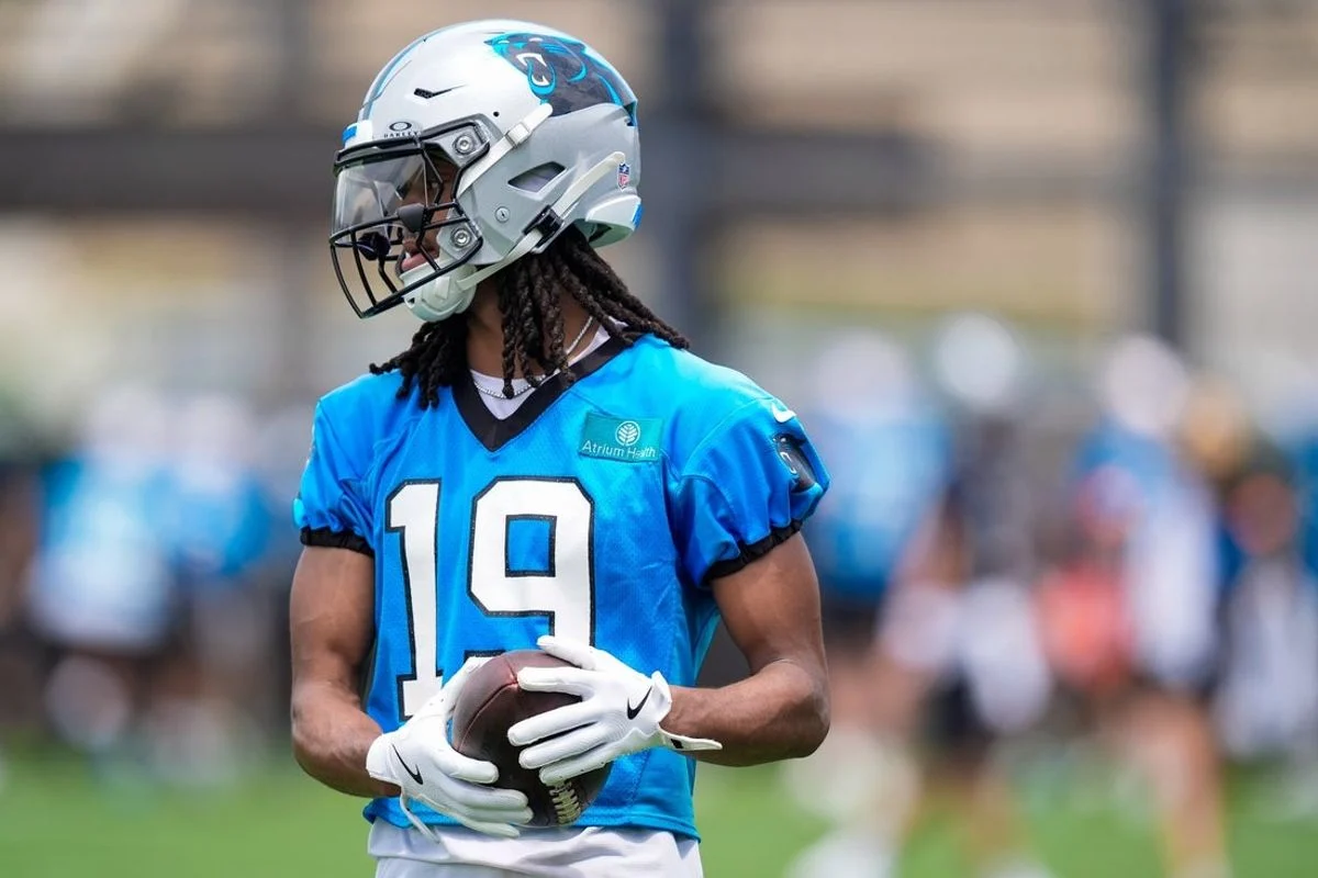 Carolina Panthers Rookie Wide Receiver Chris Brazzell III Suffers Apparent Knee Injury on Practice Field