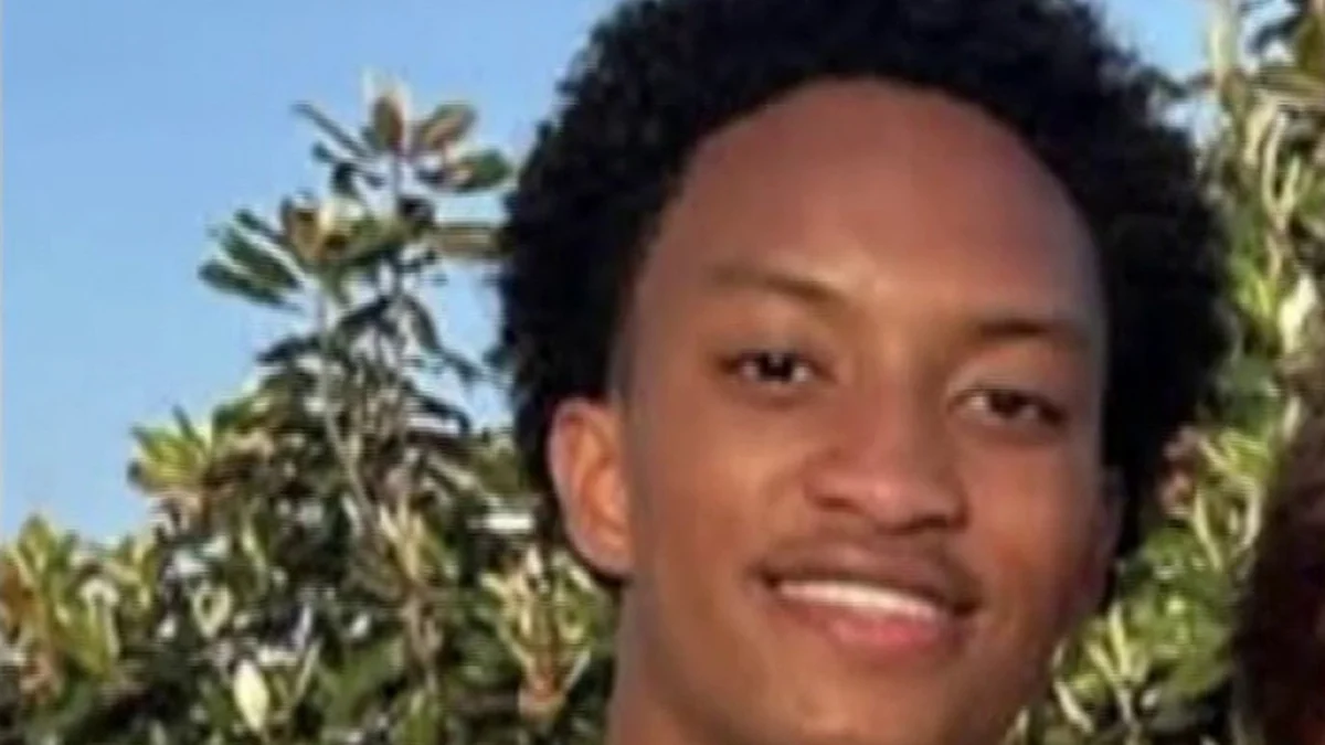 Nolan Wells: Friend Yelled ‘Get the F***’ On The Boat’ Before Leaving Island