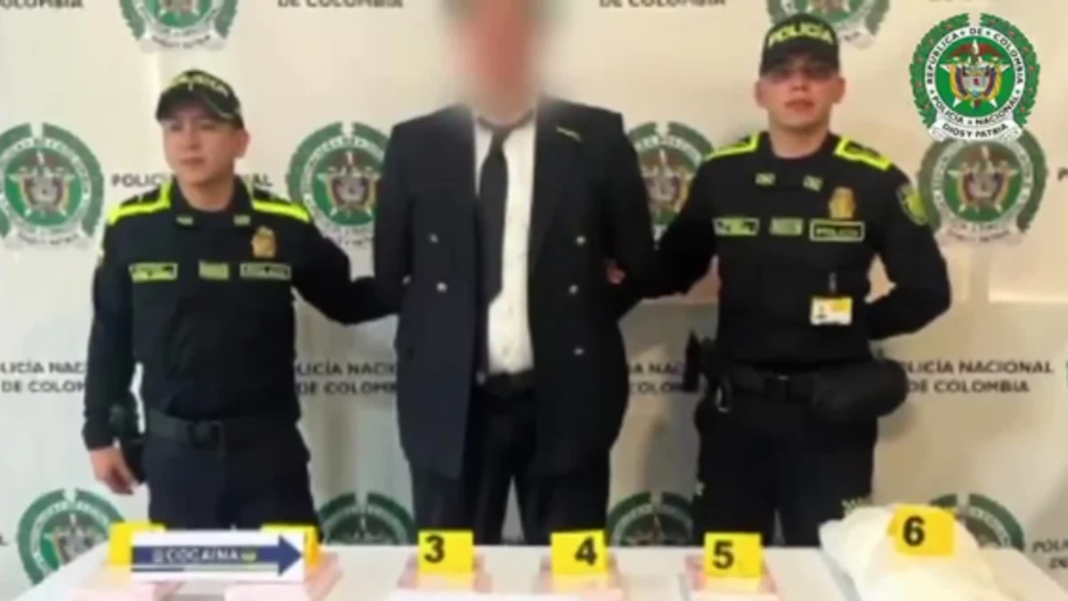 Spanish National Posing as Commercial Pilot Arrested at Bogota Airport with 22 Pounds of Cocaine