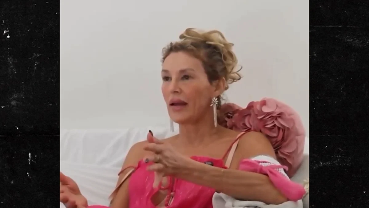 Brandi Glanville I’m Embarrassed About My GoFundMe!!!