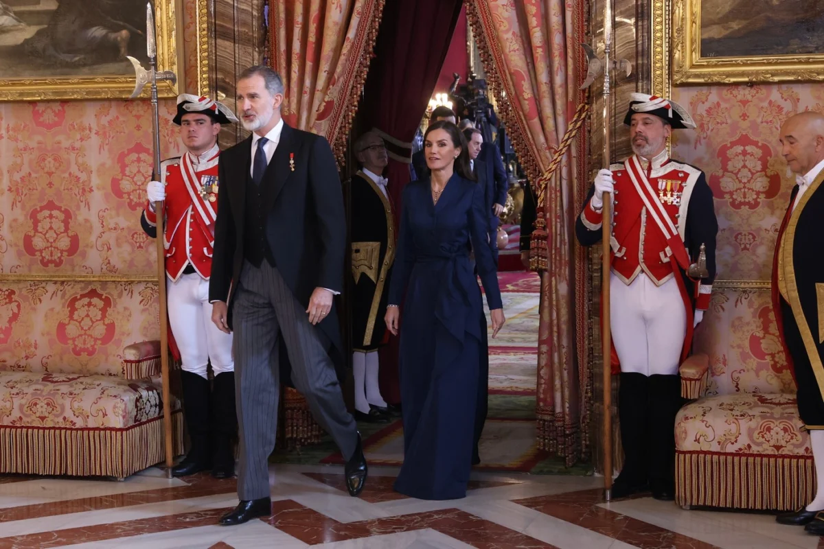 Queen Letizia Unveils Decades-Old Sapphire Necklace at Madrid Diplomatic Reception