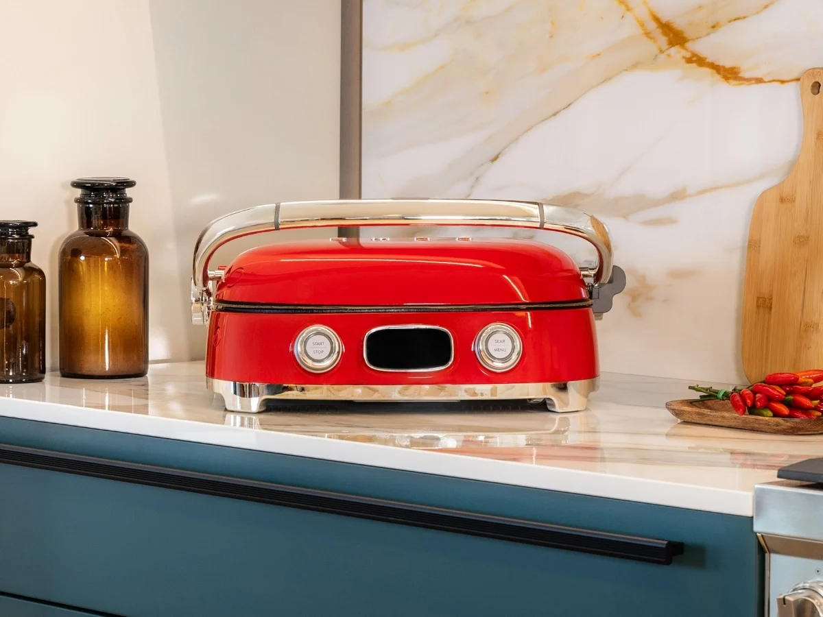 Smeg 5-in-1 MultiGrill Review: A Premium Countertop Evolution in Versatile Cooking