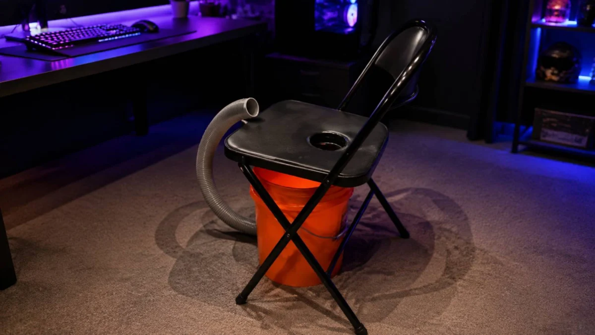 Viral Gaming Toilet Known as Battle Bucket Hits Facebook Marketplace for Five Hundred Dollars After Years of Alleged Daily Use