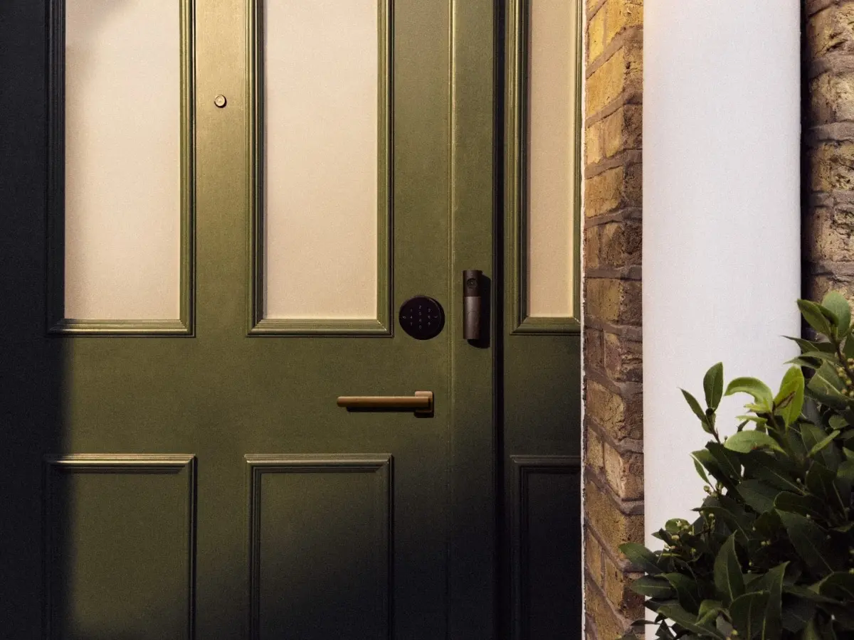 Apple Expands Smart Home Ecosystem with New Home Collection Partnership Featuring LG and Schneider Electric