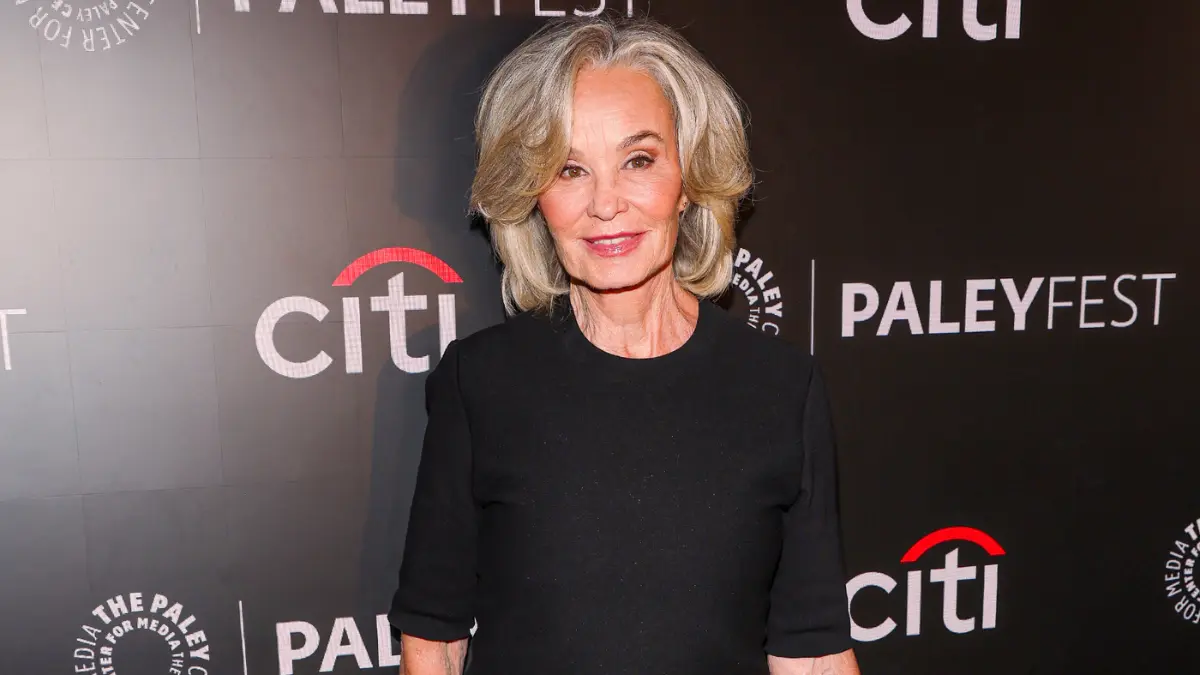 Jessica Lange Criticizes FX for "Cheap" Transportation Practices During Early American Horror Story Seasons, Citing Late-Night Shoots