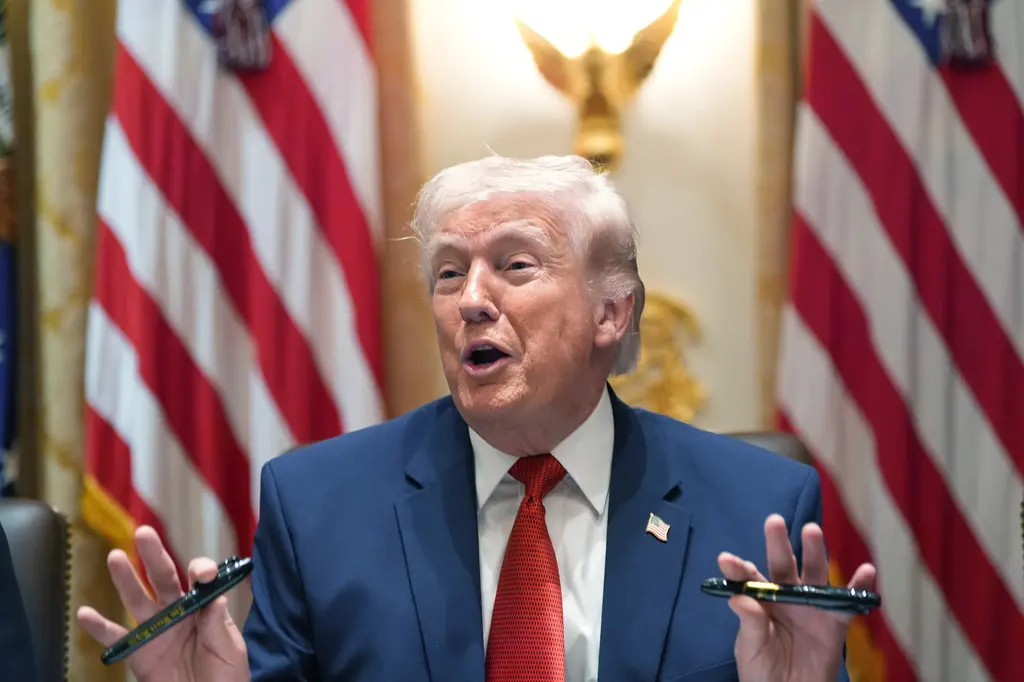 Trump Announces Massive Russian Diesel Import Deal Amid Bipartisan Backlash and Shifting Energy Policy